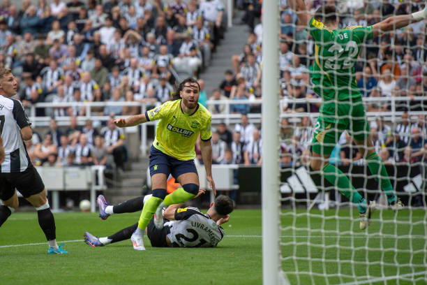 更因切尔西 更因切尔西