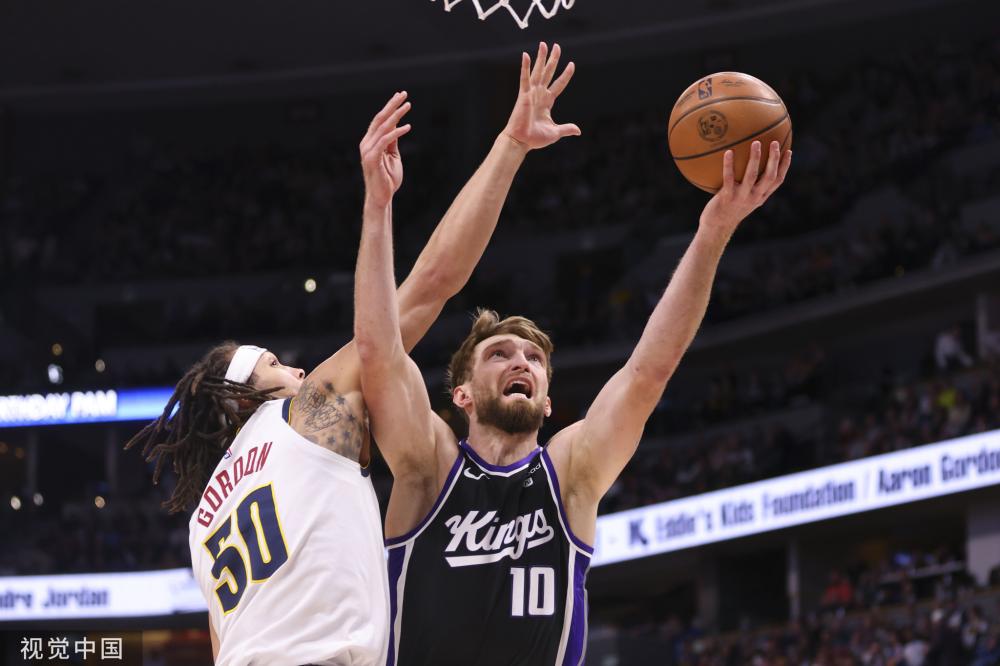 色表现为其 色表现为其